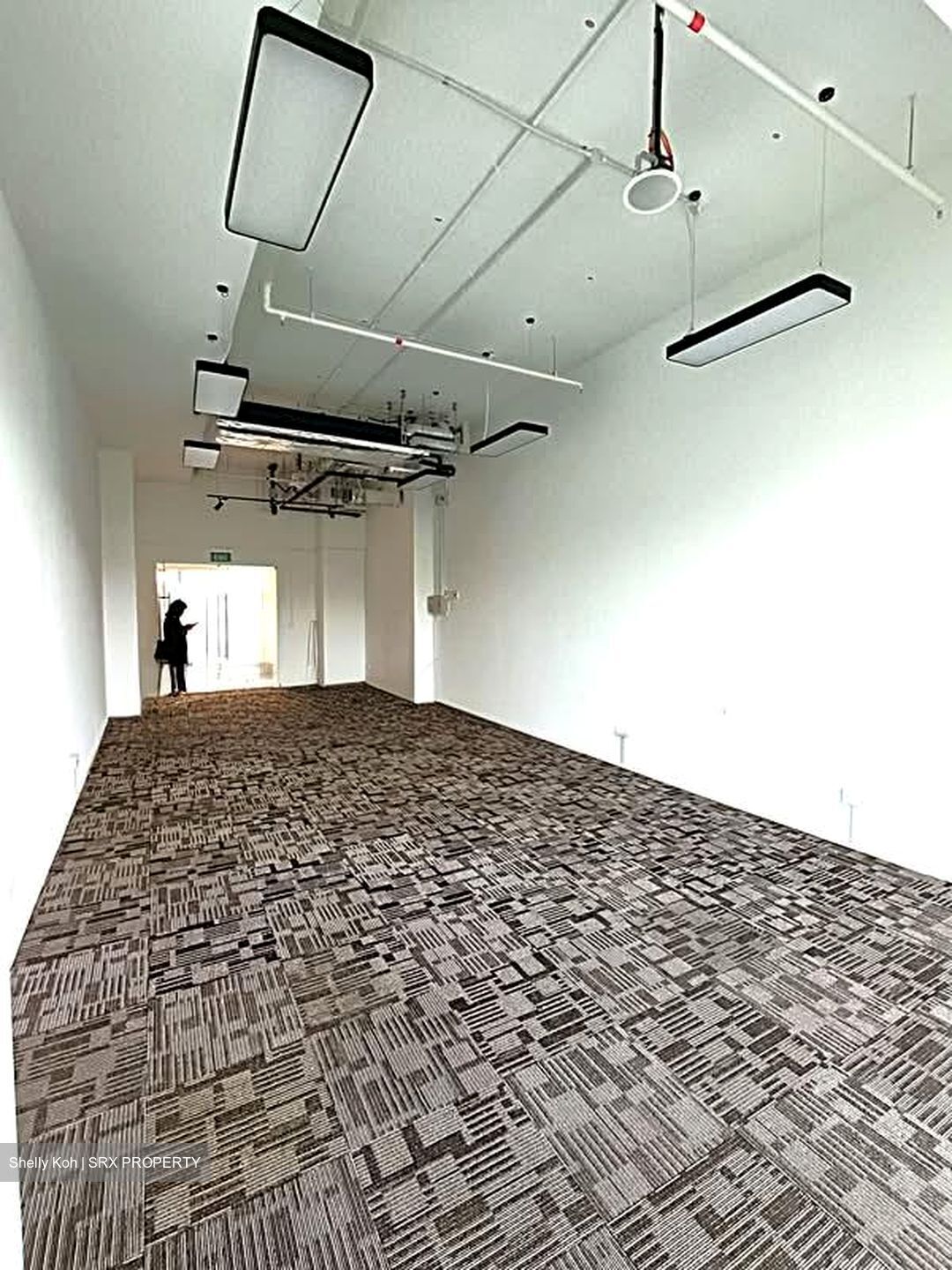 Woods Square (D25), Office #531647751